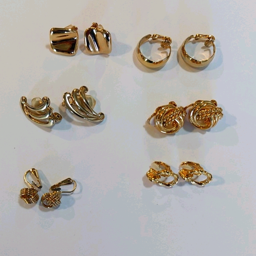 Gold colored clip-on earrings